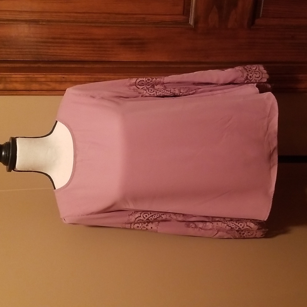 Long sleeve blouse with lace detail, size S, dusty rose/mauve color